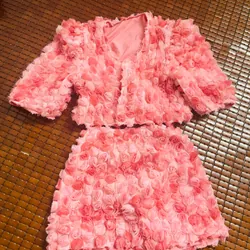 Sét váy hoa hồng size M , quảng châu cao cấp 575594