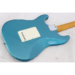 ＦＥＮＤＥＲ ６０Ｓ ＳＴＲＡＴＯＣＡＳＴＥＲ - Hàng hiệu Authentic 884854