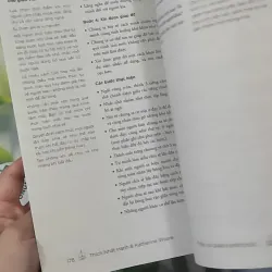 Thầy Cô Giáo Hạnh Phúc Sẽ Thay Đổi Thế Giới 2 - Thích Nhất Hạnh & Katherine Weare 1018932