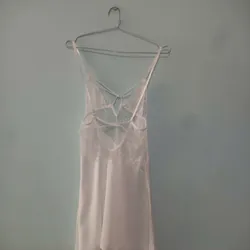 Váy ngủ 2 dây lụa satin phối ren ngực và lưng quyến rũ 1059336