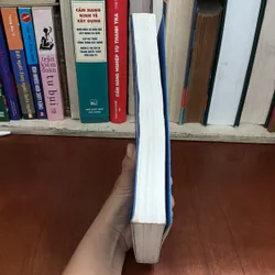 II Tựa sách: Những Trang Đời Và Nghiệp _ 81 Doanh Nhân Tiêu Biểu 2005 - 2006 607586