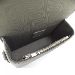 Túi đeo vai LV Aerogram Fastline Wearable Wallet M82086 của Louis Vuitton 612506