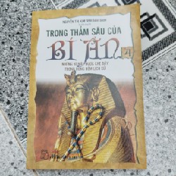 Sách: Trong thẳm sâu của bí ẩn tập 4