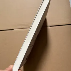 Phụ nữ thông minh không ở góc văn phòng 693000