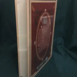 Những người phụ nữ bé nhỏ 958362