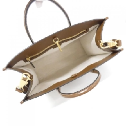 Túi Gucci 674148 92THG 616726