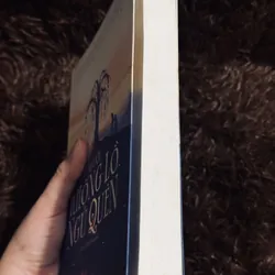 Người khổng lồ ngủ quên 714615