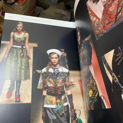Prada catwalk 445547