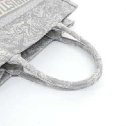 Túi xách Dior Book Tote Medium TOILE DE JOUY REVERSE của Christian Dior 610728