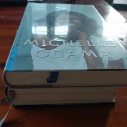 Sách Tiểu thuyết Michelle Obama và Barack Obama mới 90%