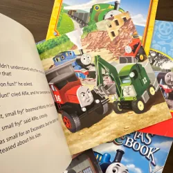 ✨ 𝑻𝒉𝒐𝒎𝒂𝒔 & 𝑭𝒓𝒊𝒆𝒏𝒅𝒔 6-𝑩𝒐𝒐𝒌 𝑺𝒆𝒕✨ 780122