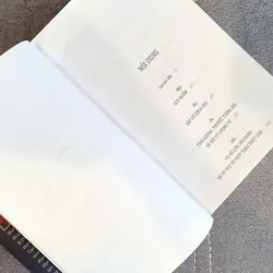 VŨ TRỤ Trong Một NGUYÊN TỬ - Đạt Lai Lạt Ma 721144