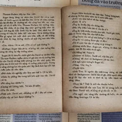 Tác phẩm văn học kinh điển Mỹ: NHỮNG HÒN ĐẢO GIỮA DÒNG NƯỚC ẤM (Ernest Hemingway) 716310