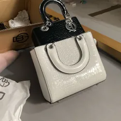 Túi xách hộp vuông 927090