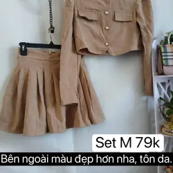 Blazer size M kèm chân váy, used