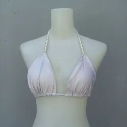 Áo bikini màu trắng 932338