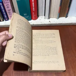 II Tiểu Thuyết: Một Cuộc Đời Bình Dị - Lê Huy Khanh - 1986 754362