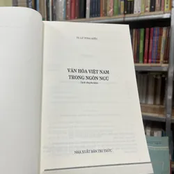 VĂN HOÁ VIỆT NAM TRONG NGÔN NGỮ 602993