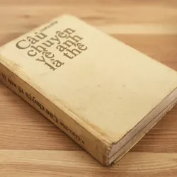 CÂU CHUYỆN VỀ ANH LÀ THẾ - nhà văn Nga Vil Lipatov 713097