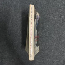 Người đàn bà lạ lùng - Francoise Sagan 1031722