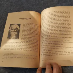 CHÂN DUNG CÁC NHÀ VĂN THẾ GIỚI TẬP BA 720731