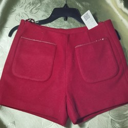 Quần short dạ nỉ size M mới còn tem