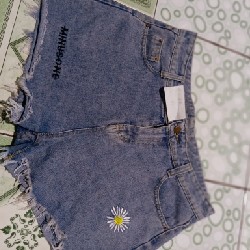 Quần short  jean màu xanh đậm 47019