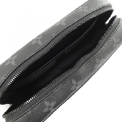 Túi xách Louis Vuitton Monogram Eclipse Pochette Cassie M82076 618498