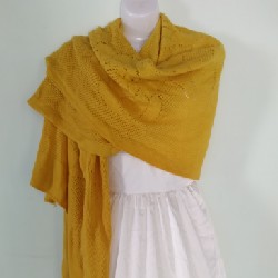 Khăn choàng cổ bằng len màu vàng đồng 10753