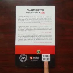 [Sách Kinh Tế] Warren Buffett Đầu Tư Như Một Cô Gái (Louann Lofton) 930736