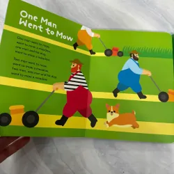 Sách nhạc tiếng anh super simple songs - Old Macdonald had a farm gồm 10 bài há 969850