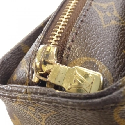 Túi Louis Vuitton Monogram Multiclutch M51162 614244