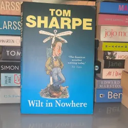 Ngoại văn cũ giá rẻ Tom Sharpe 