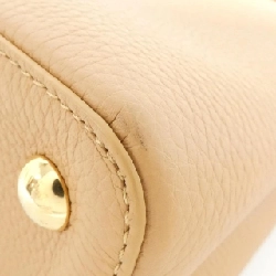 Túi Louis Vuitton Capucines MM M22206 619237