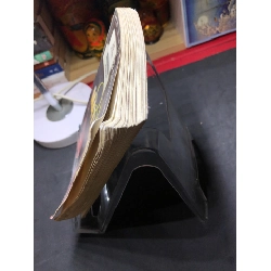 Vàng ở Matcova 2003 mới 65% ố bẩn rách gáy nhẹ Gerard De Viliers HPB0906 SÁCH VĂN HỌC 914972