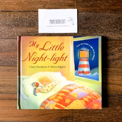 Sách tương tác bật đèn The Little Night – Light, Used, Bìa cứng, Khổ ngang lớn, 0-5t