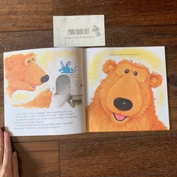 Sách ngoại văn A Surprise in the Mailbox (Bear in the Big Blue House), Used 498070