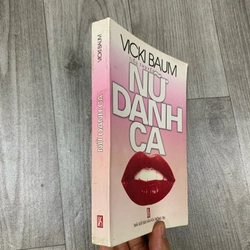 Nữ danh ca - Vicki Baum. 1b4 518953