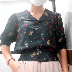 Áo kiểu bo gấu họa tiết xinh 11801