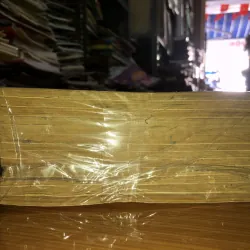 Cô bé vui tươi  781867