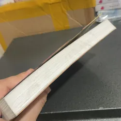 (tiểu thuyết) - Nữ công tước Marianna Ucria 977834