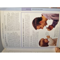 THE BABY & CHILD QUESTIOn & ANSWER BOOK - Dr Carol Cooper 222608