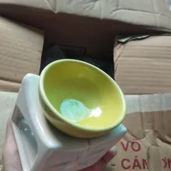 Chân đèn xông tinh dầu gốm màu vàng 753604