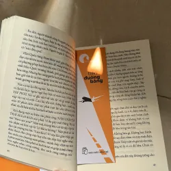 Sách “trên đường băng” 1006193