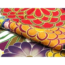 Áo kimono tay dài với thêu chế tác Yūzen - Hàng hiệu Authentic 878143