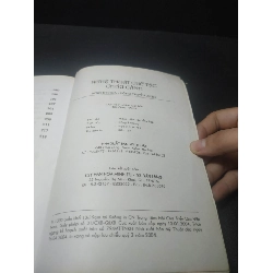 Nghệ thuật chế tác chậu cảnh 2004 - Ngô Thị Hoa, Uông Truyền Long (ố nhẹ) new 80% HCM.TN2707 911622