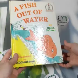 [MIỄN PHÍ BỌC SÁCH] [XƯA] A Fish Out Of Water (1961) - Helen Palmer 990354