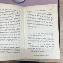 Ông trăm tuổi trèo qua cửa sổ và biến mất 976410
