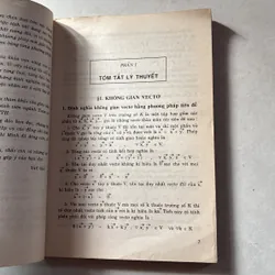 Các bài toán về phương pháp véctơ và phương pháp tọa độ - Nguyễn Mộng Hy 739157