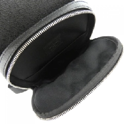 Túi đeo chéo Louis Vuitton Taiga Avenue M30863 612502